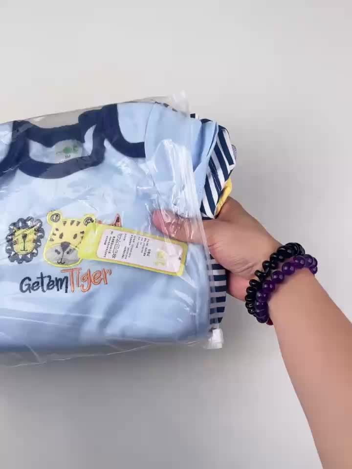 男の子用 新生児ロンパース5枚セット（かわいい柄入り・カジュアル）